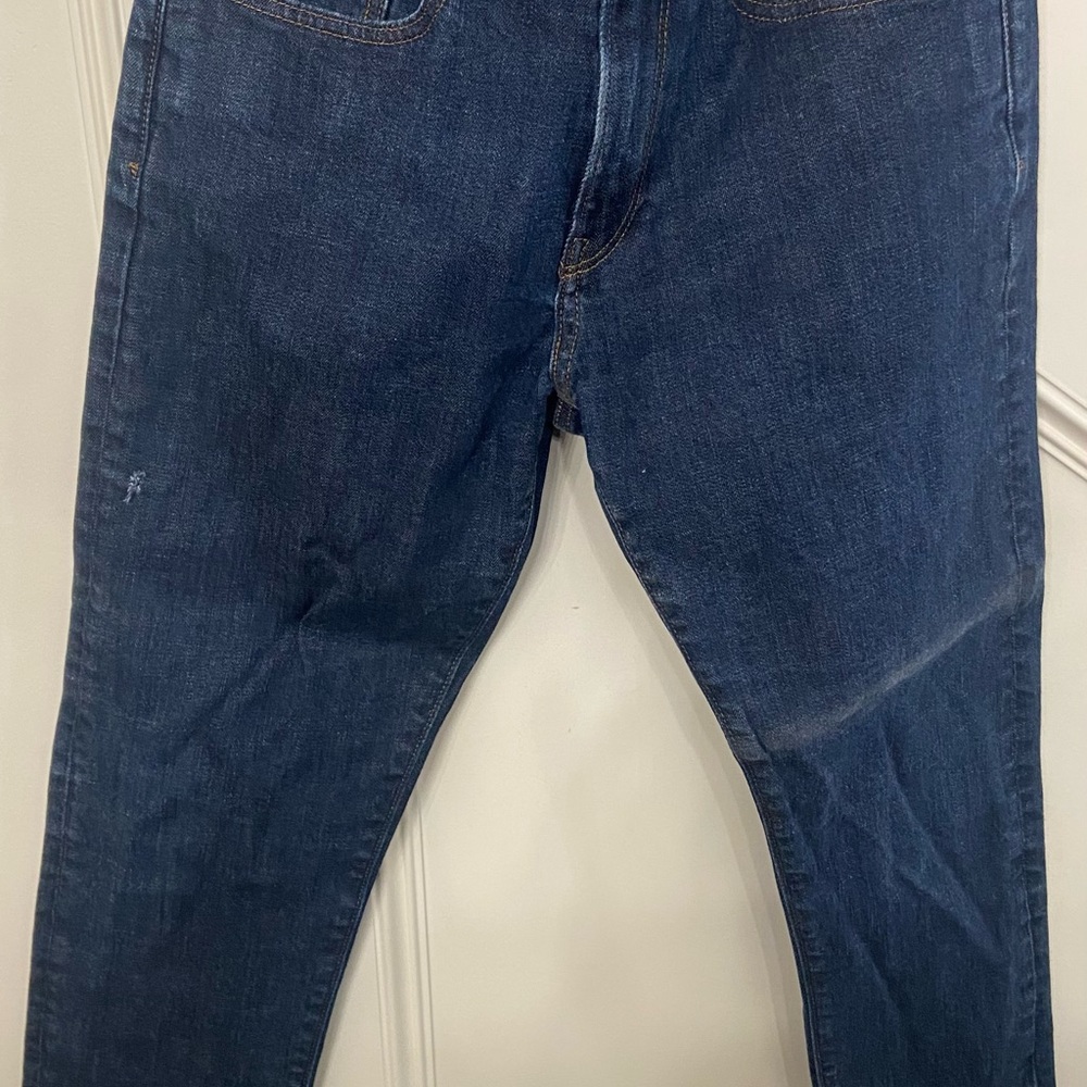GAP Men's Deep Blue Athletic Jeans 30x32